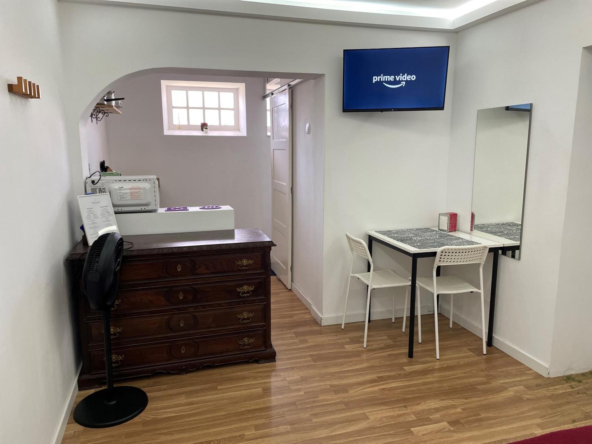 Imaculada Royal - Cobramos Estacionamento - Precisa Reservar Quarto em Acomodações Particulares *